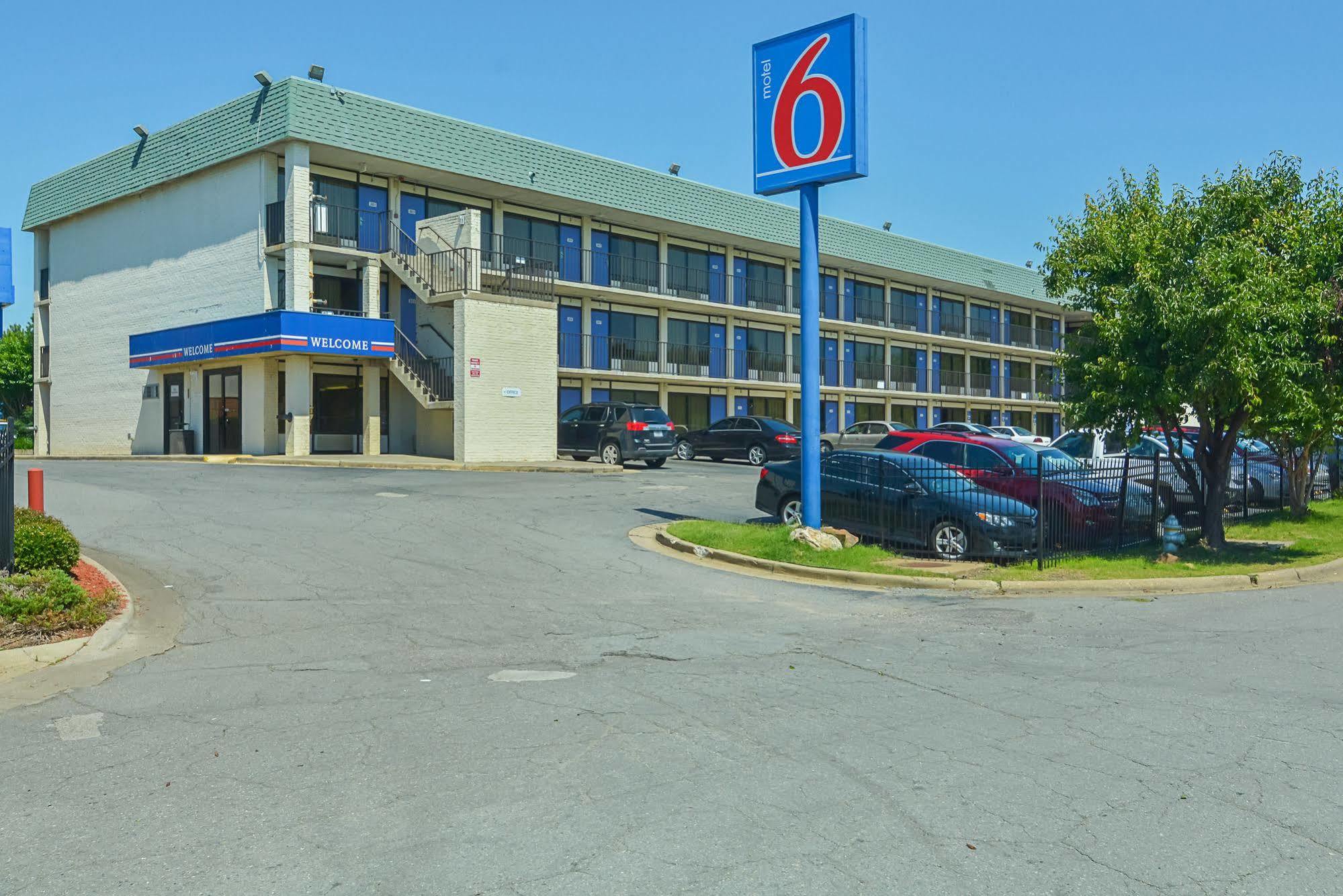 Motel 6-Little Rock, Ar - West Exterior foto